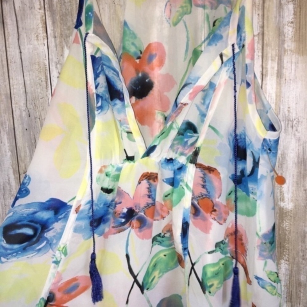 Buffalo David Bitton Watercolor Floral Sleeveless Blouse - Picture 2 of 5